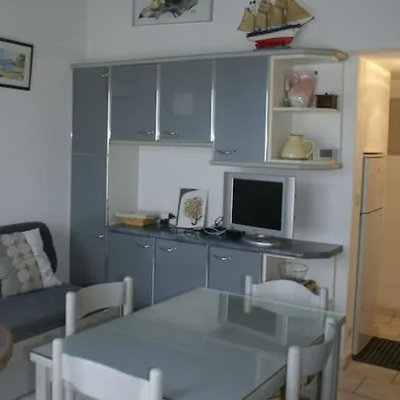 Apartment 152, Port Soleil Au Village Naturiste